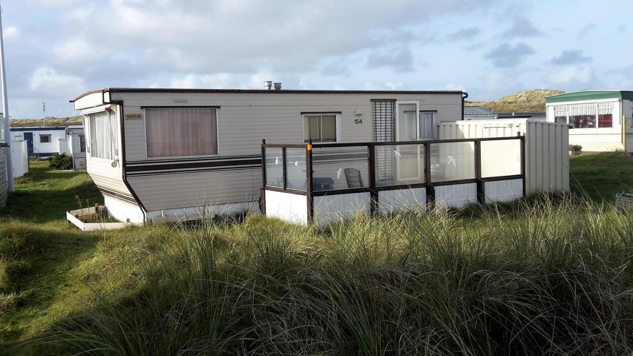 Ameland-Nes-Duinoord: Stacaravan Нес Екстер'єр фото